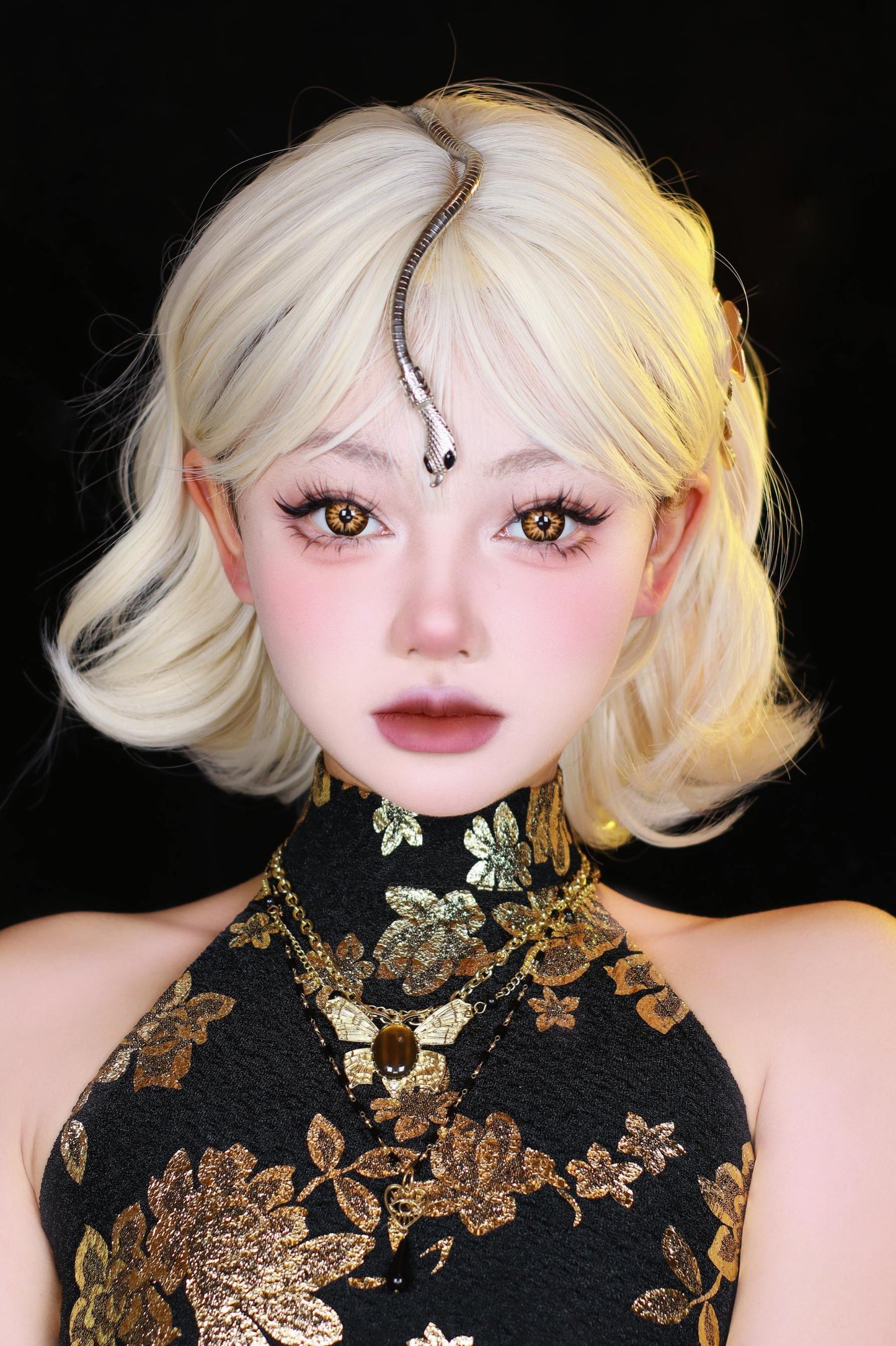 1-YEAR | CM | Golden Snake Eye