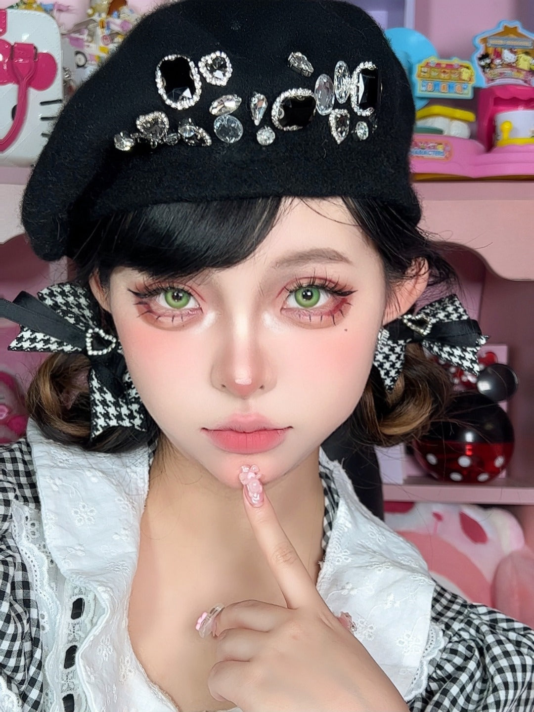 HALF-YEAR | DOYA | Magical Aura Green