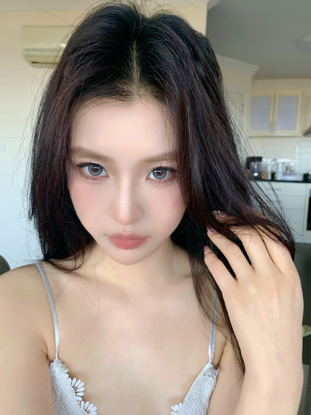 HALF-YEAR | FLOWER | Milky Mini Gray