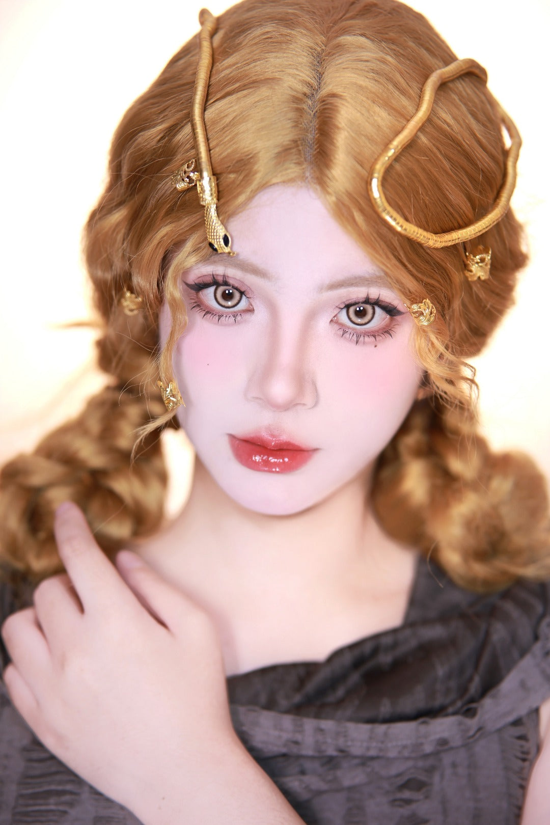1-YEAR | CUPID | Platinum Brown