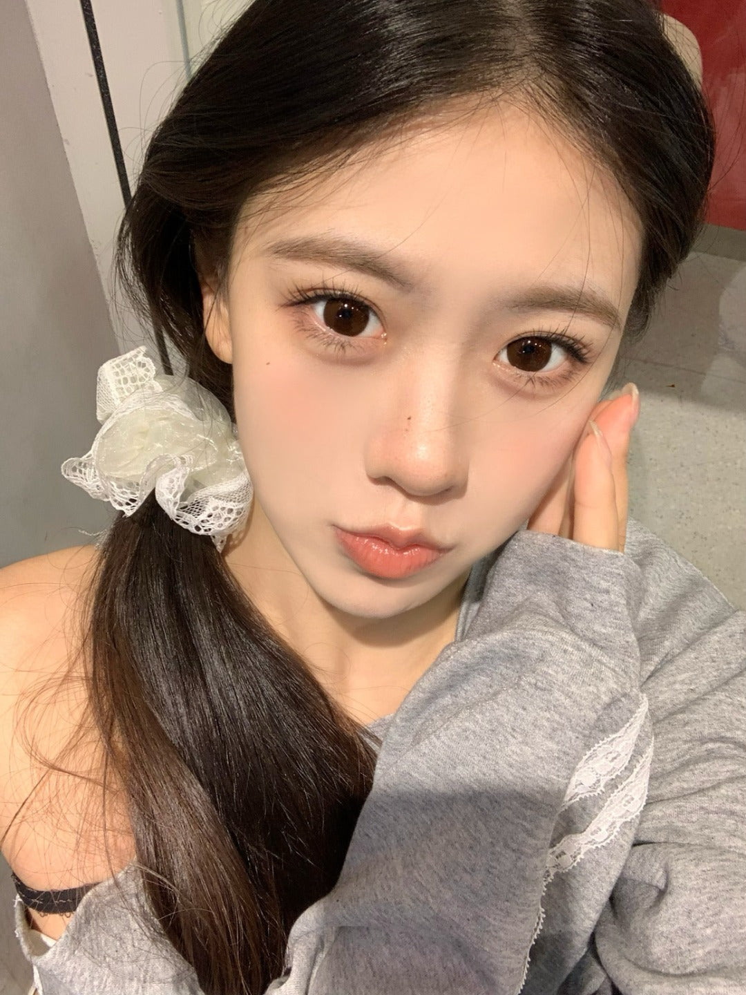 HALF-YEAR | FLOWER | Silken Pupil Brown