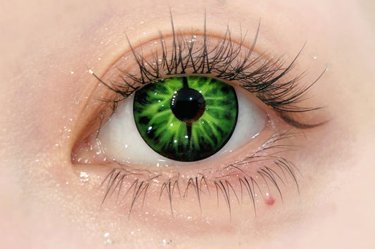 1-YEAR | CM | Green Snake Eye