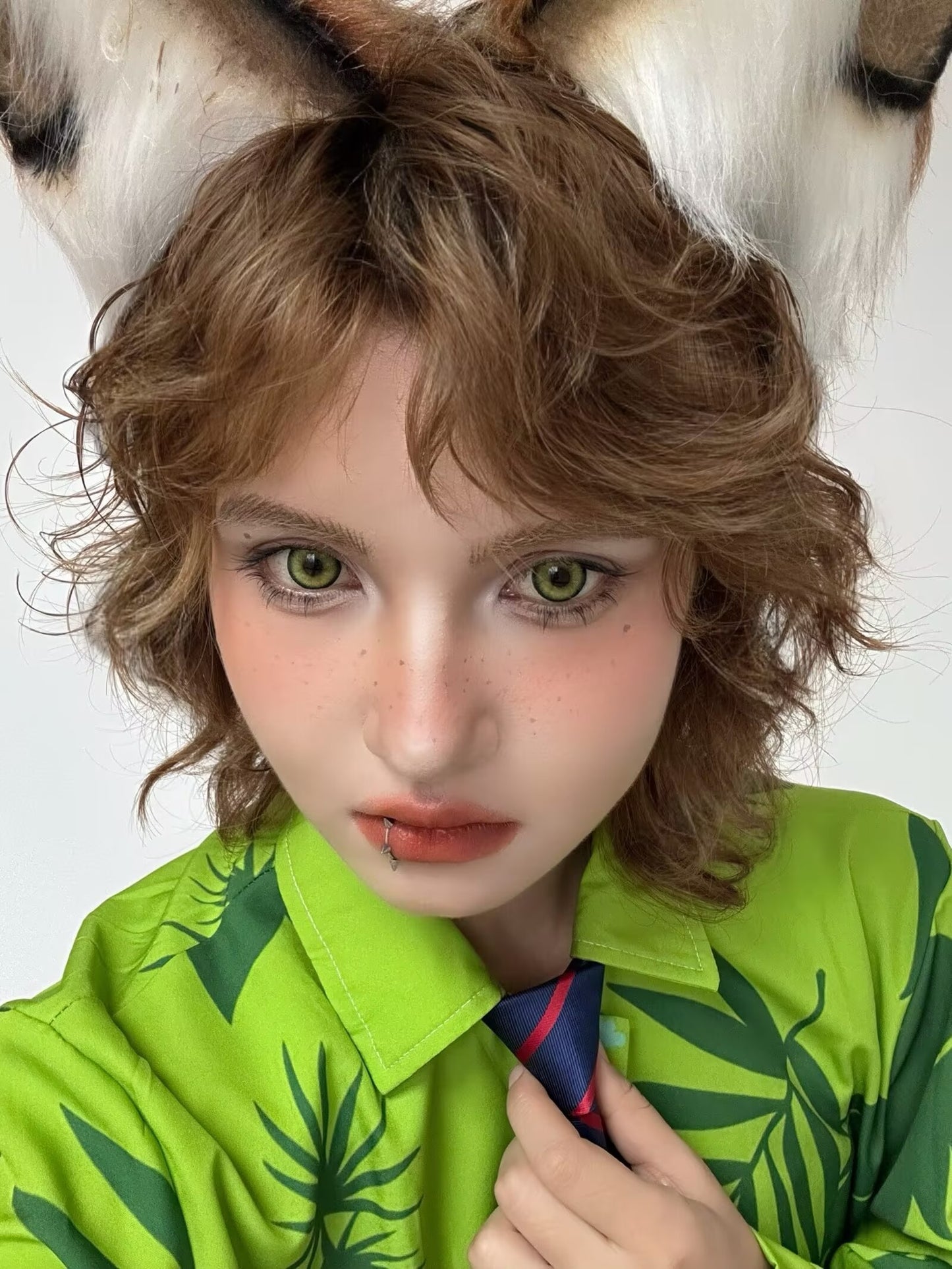 1-DAY | YUKI | Emerald Green