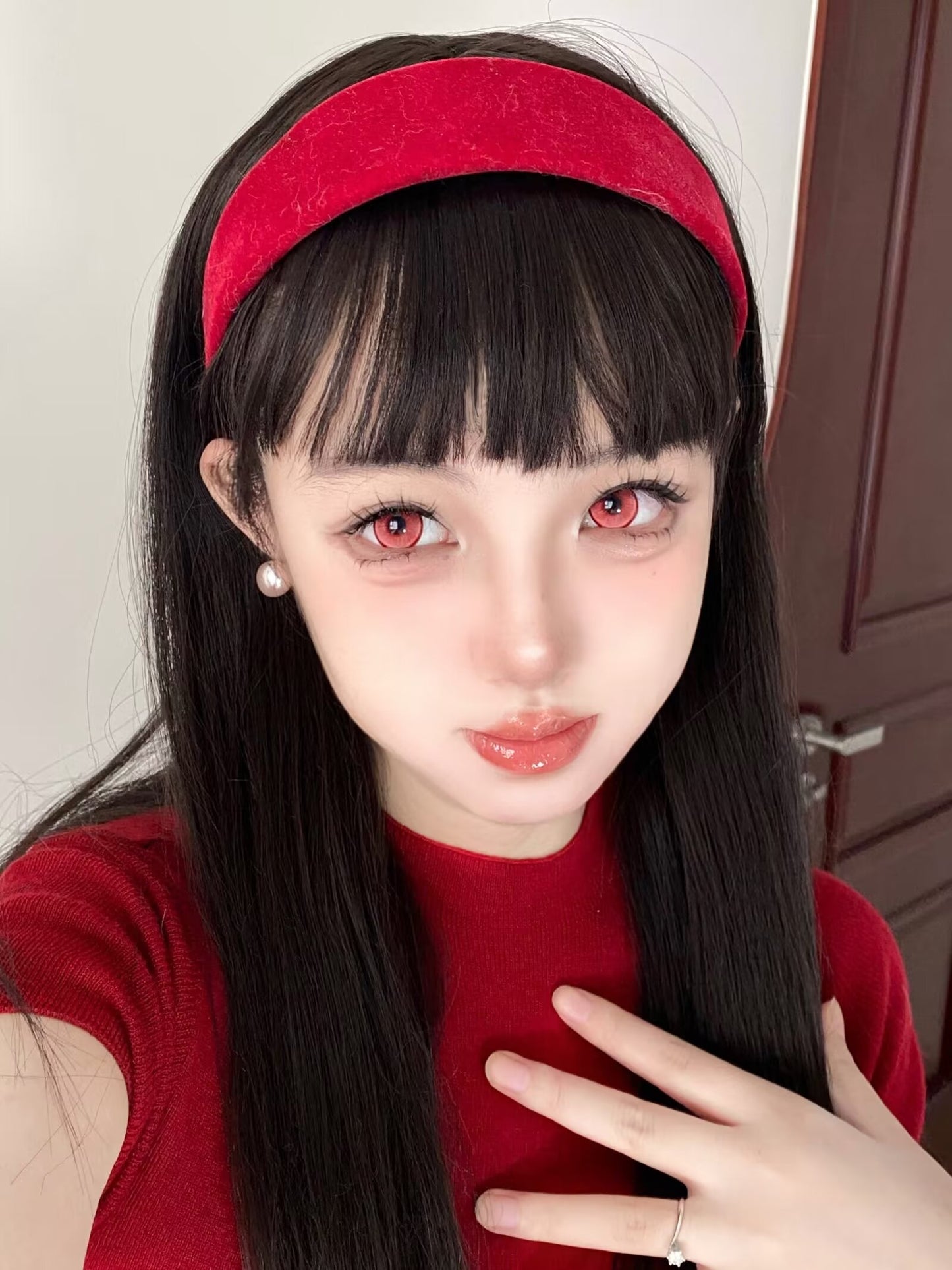 1-DAY | YUKI | Ghostly Red